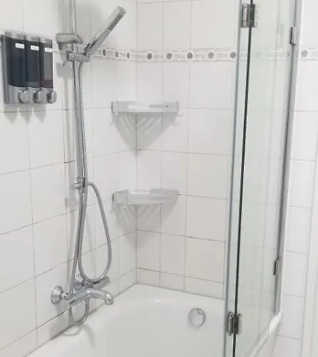 1-zimmer In Der Naehe Vom Petersberg Lejlighed *