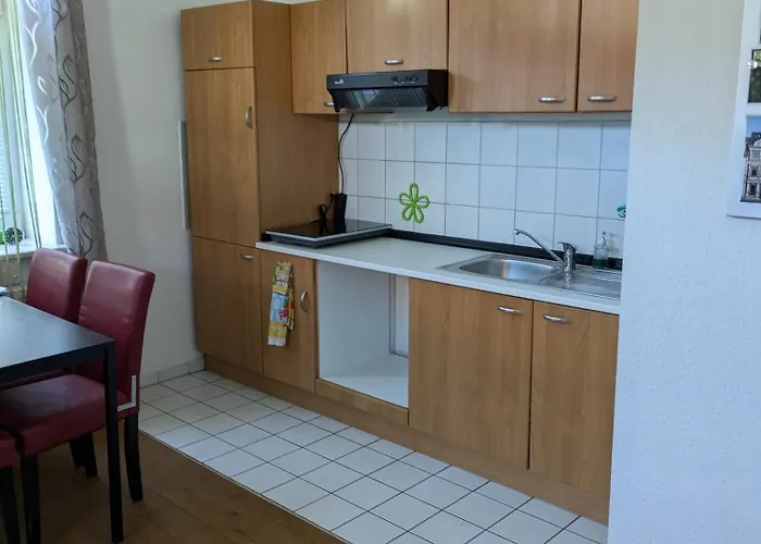 1-zimmer In Der Naehe Vom Petersberg *